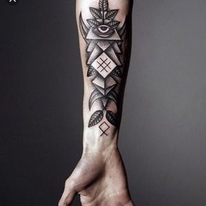 Meet your Posher, Isaac